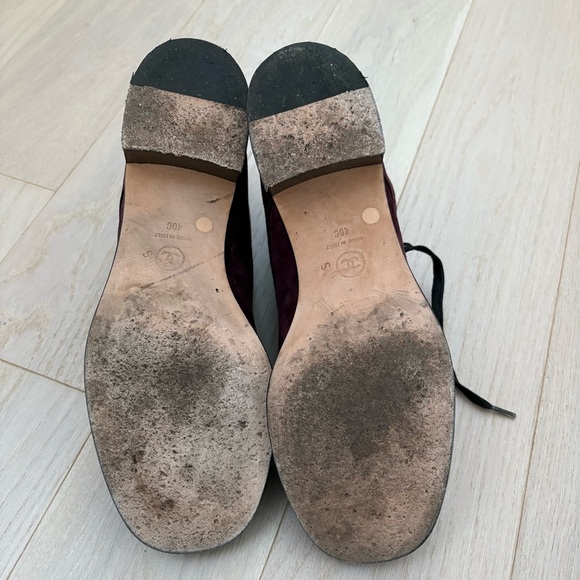 CHANEL Derby Wave Burgundy Leather CC Lace-up Ankle Boots 40C - Picture 13 of 16